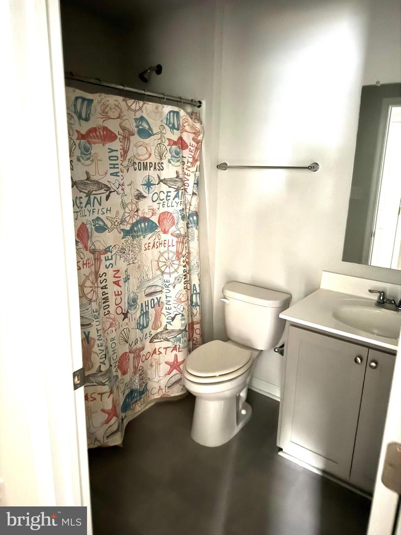 18056 Jackson Dr Property Photo 8