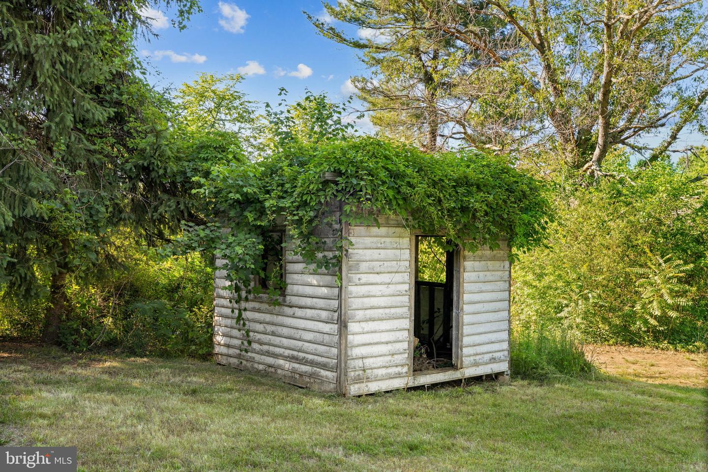 2349 Skinkers Neck Rd Property Photo 37