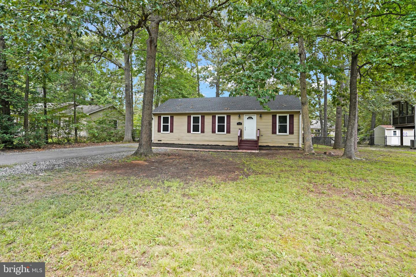 256 Manchester Dr Property Photo 1