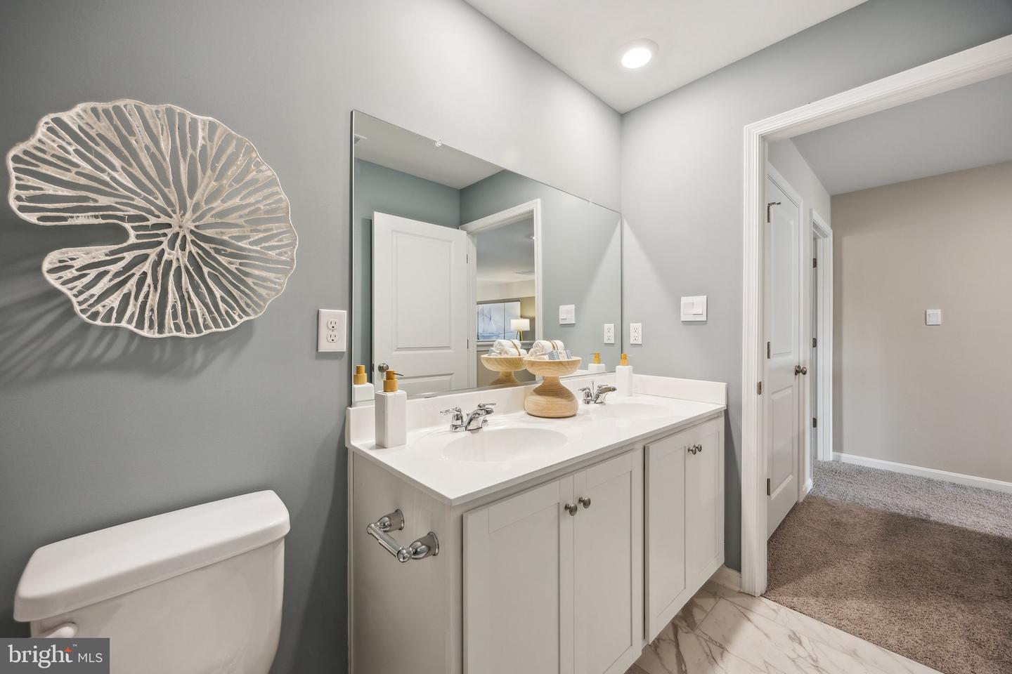 6250 Sterling Way Property Photo 13