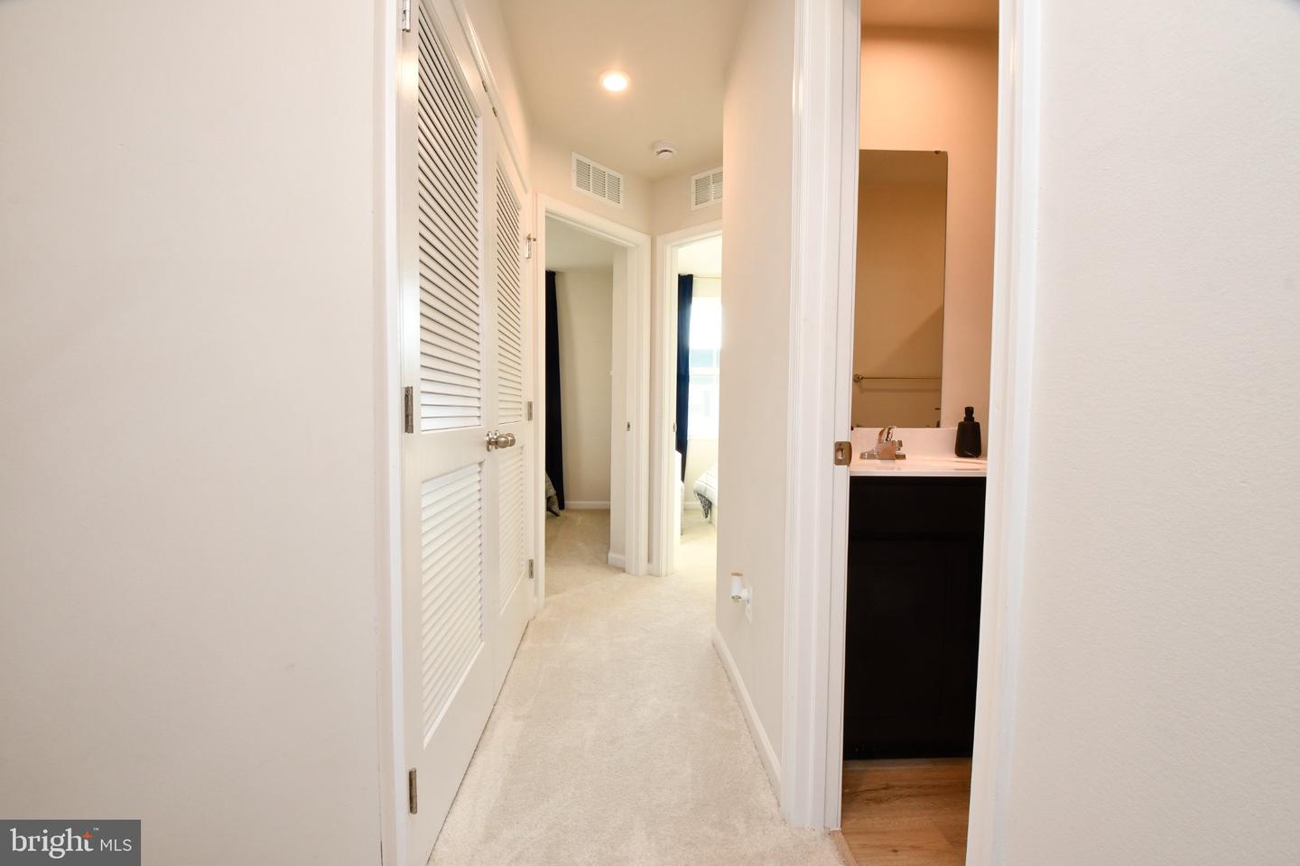 7230 Potomac Ter Property Photo 26