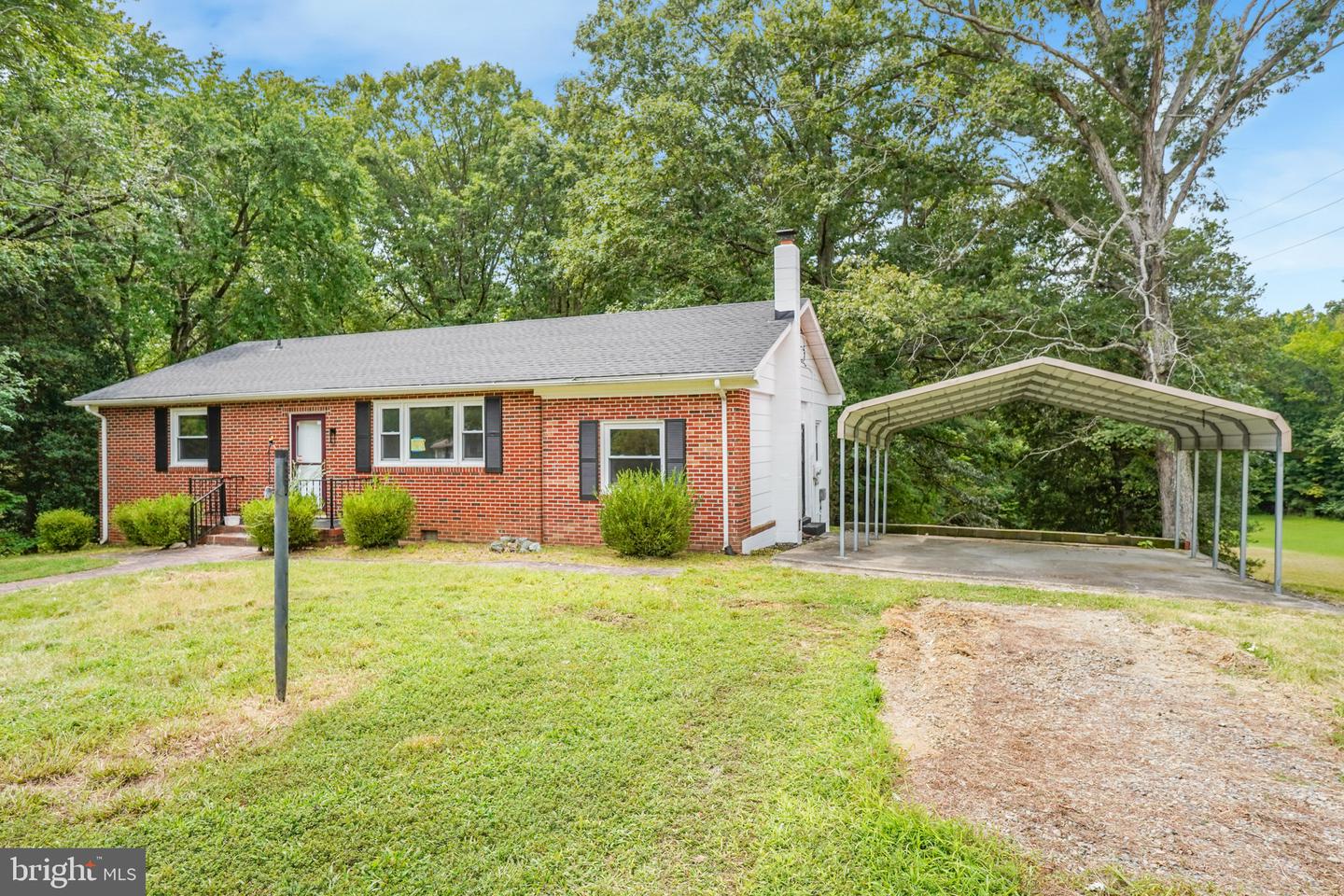 18260 Beazley Ln Property Photo 1