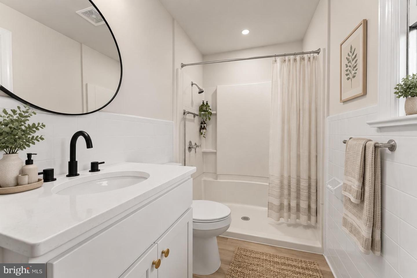 16513 Tinder Dr Property Photo 14