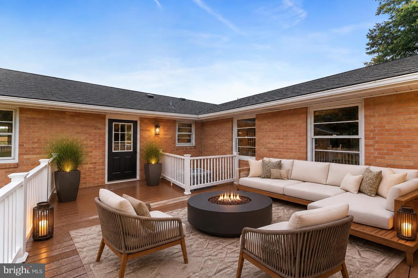 16513 Tinder Dr Property Photo 19