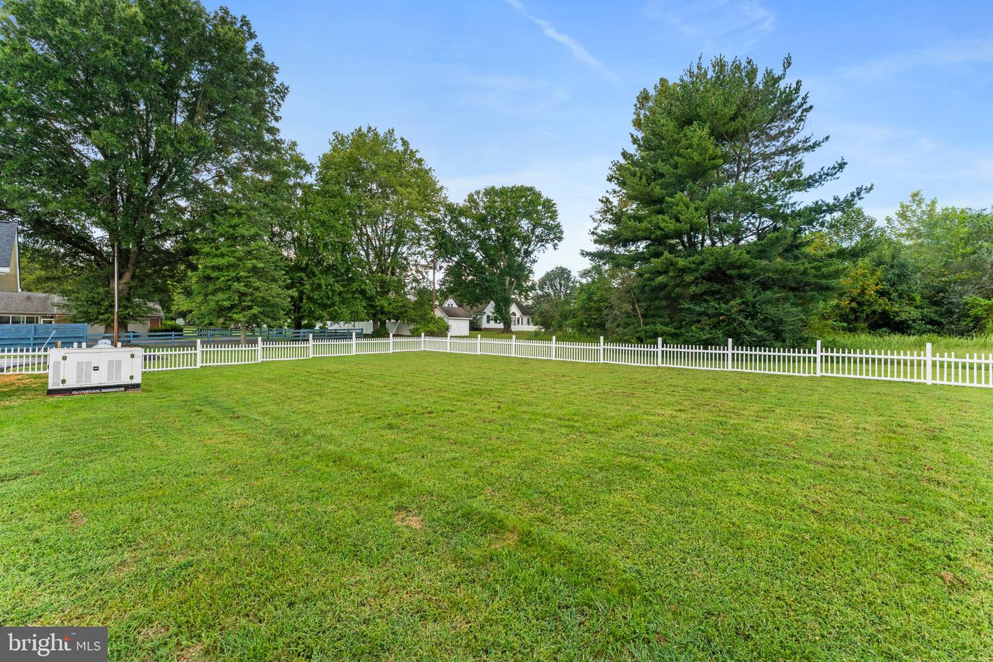 16513 Tinder Dr Property Photo 21