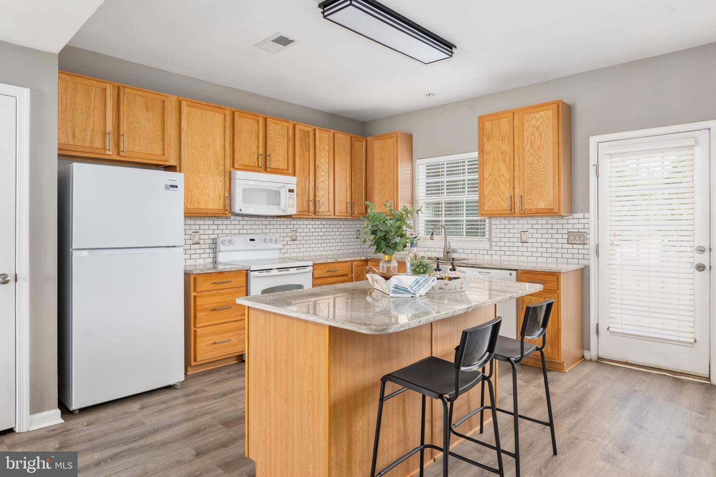 7129 Marsh St Property Photo 13