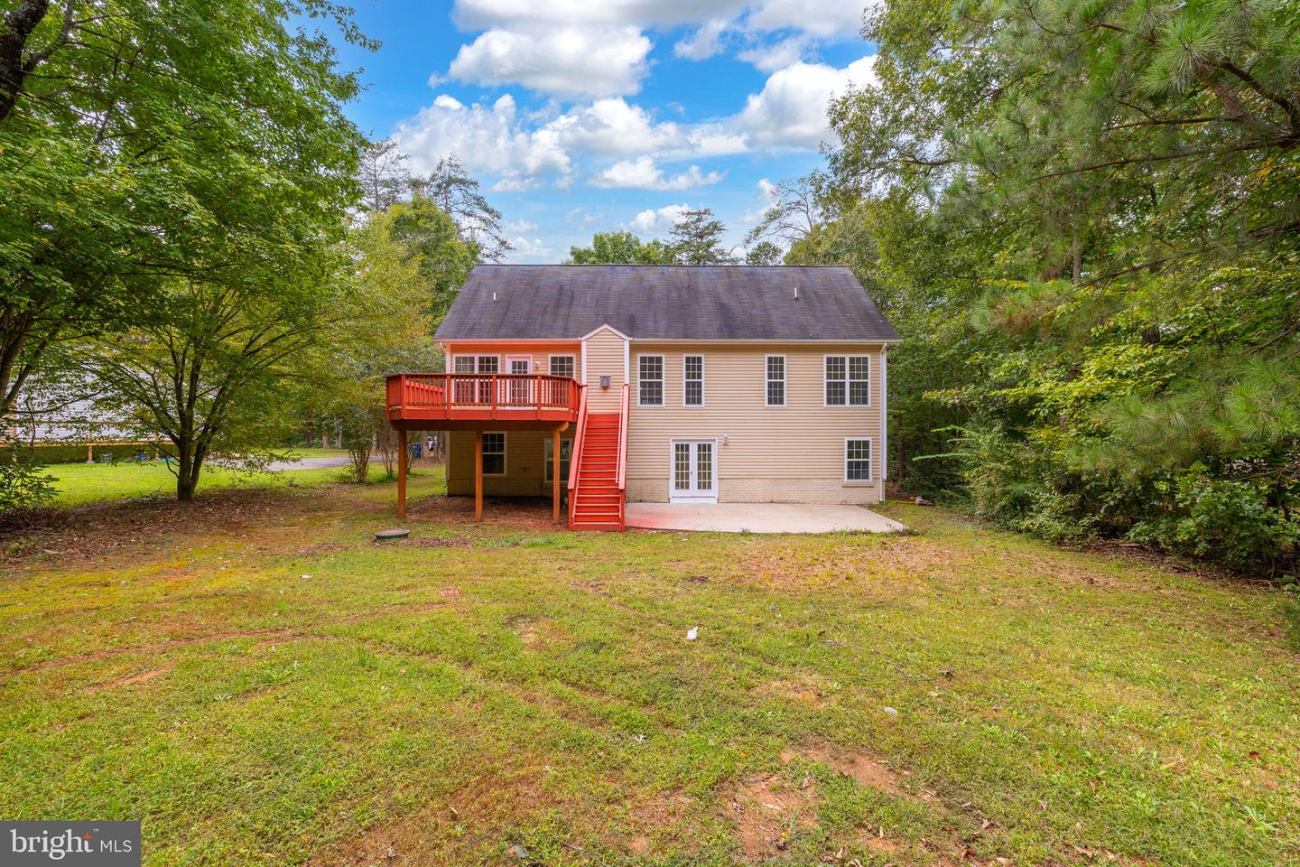 95 Albertson Ct Property Photo 45