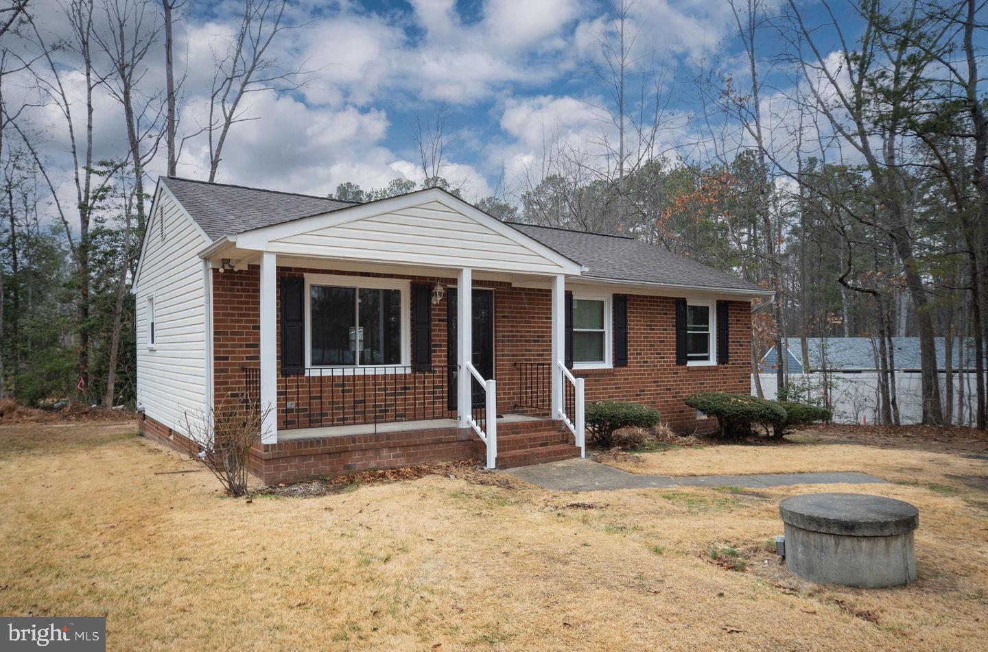100 American Dr Property Photo 10