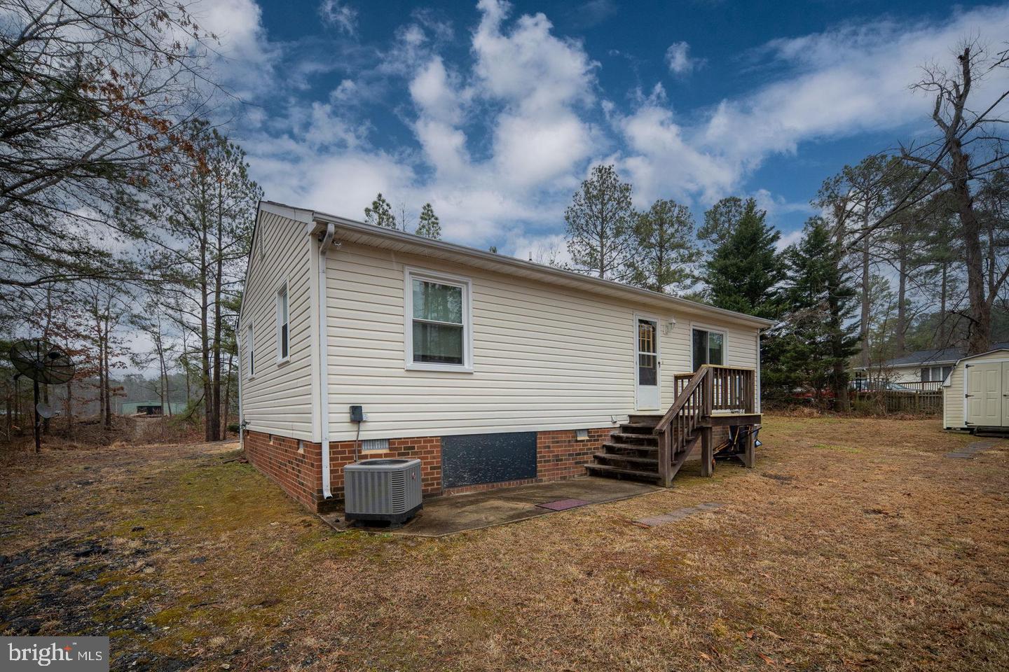 100 American Dr Property Photo 36