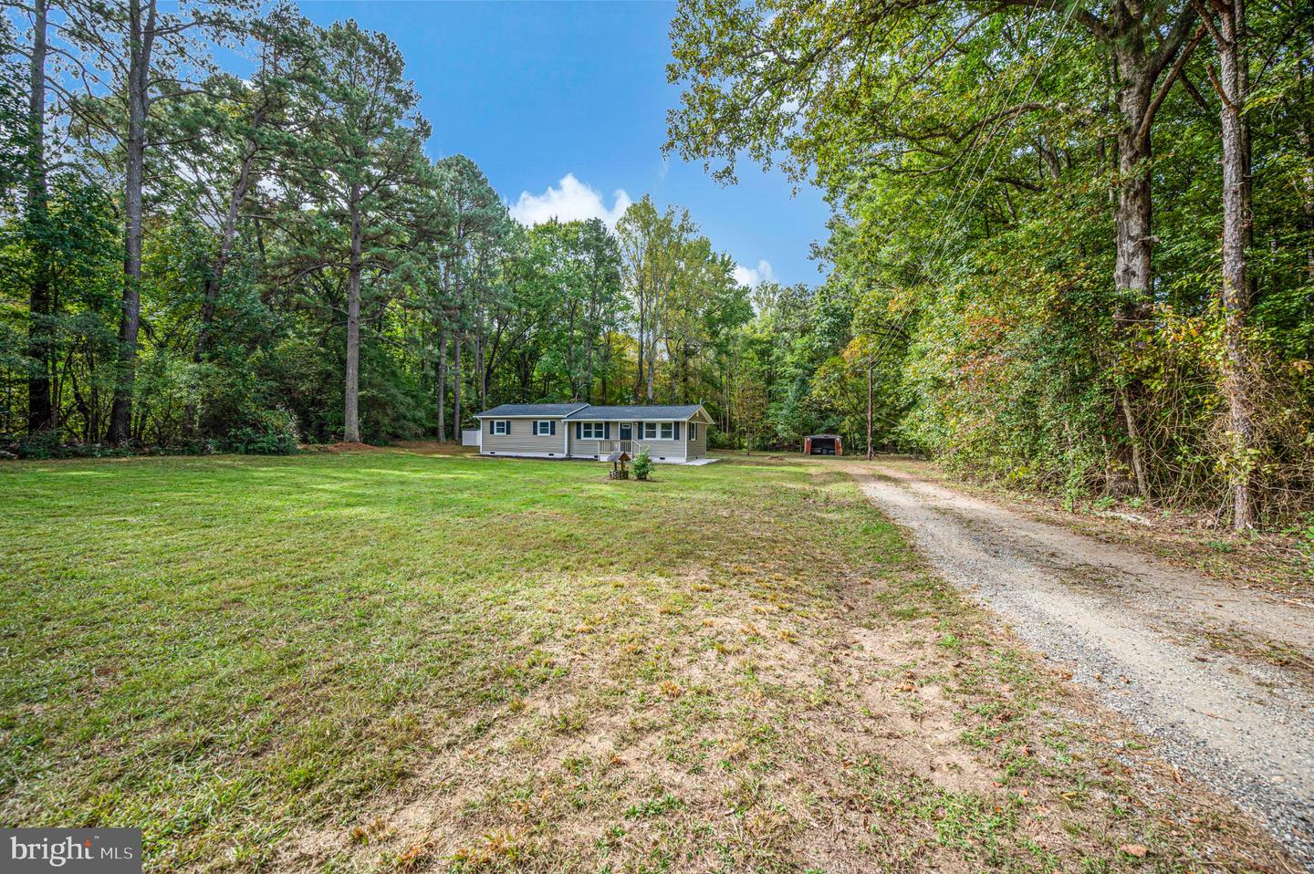 17194 New Baltimore Rd Property Photo 5