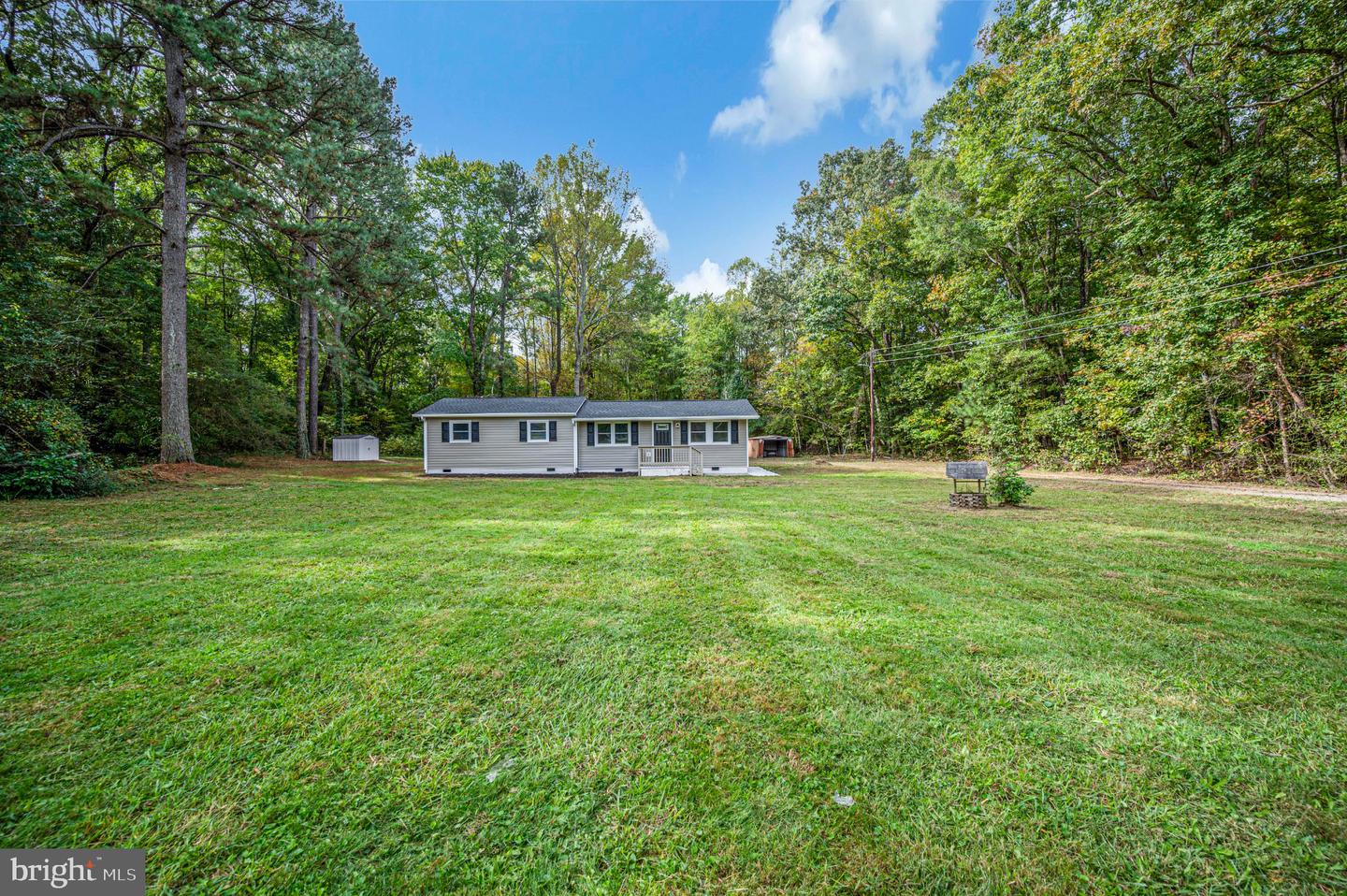 17194 New Baltimore Rd Property Photo 6