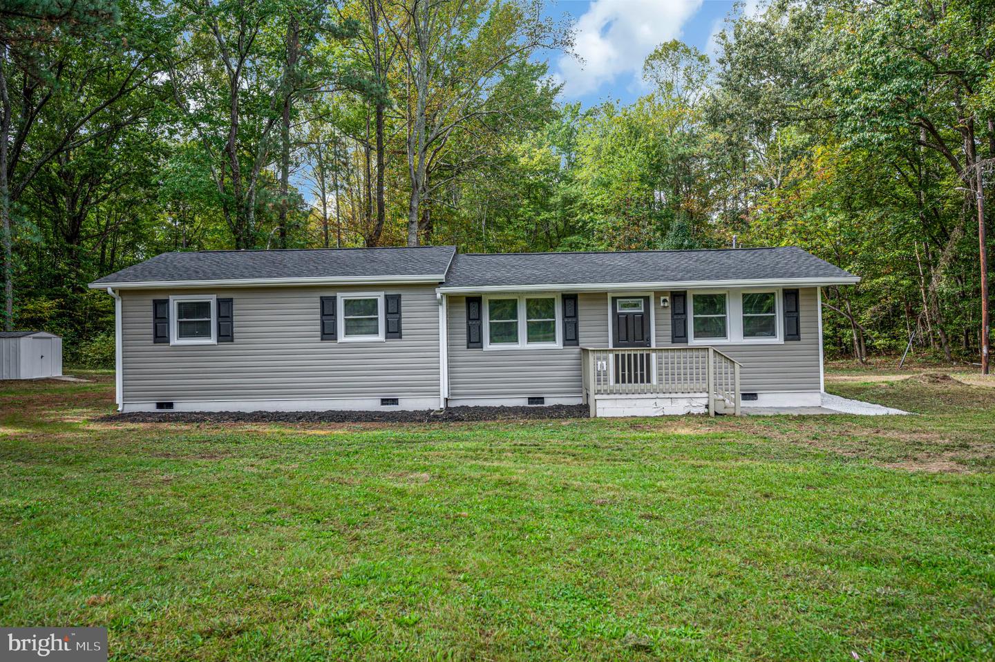17194 New Baltimore Rd Property Photo 7