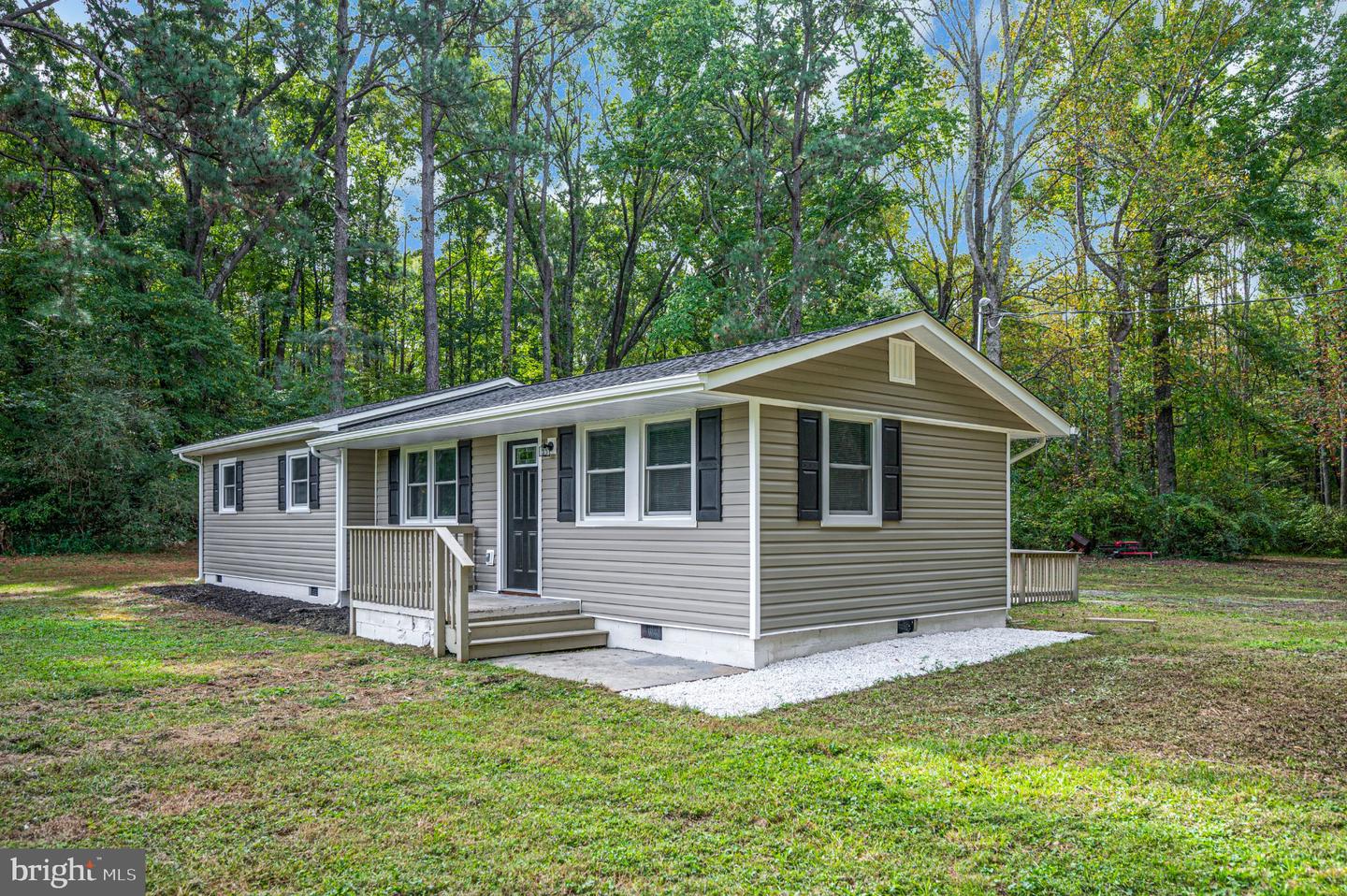 17194 New Baltimore Rd Property Photo 10
