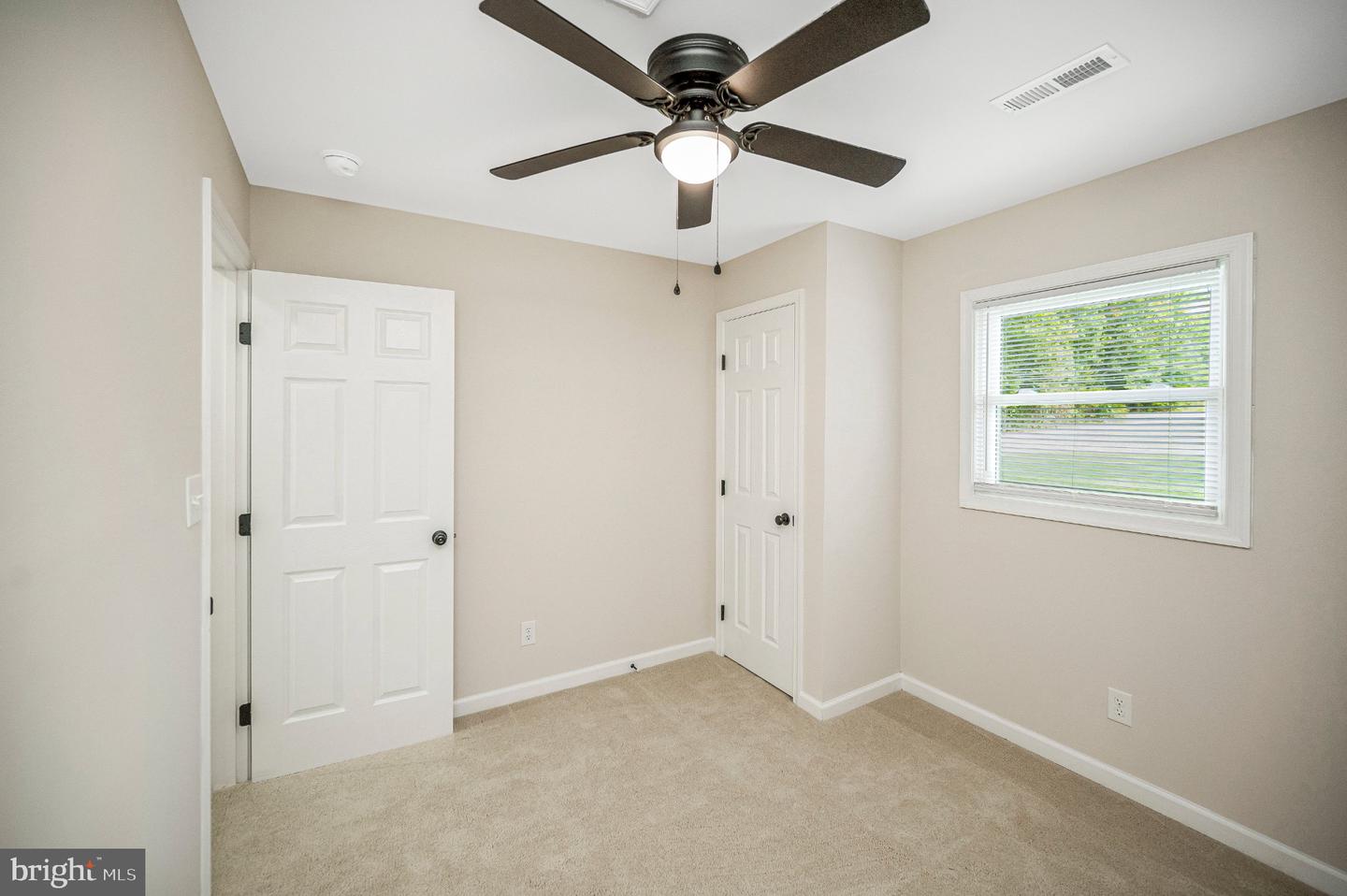 17194 New Baltimore Rd Property Photo 28
