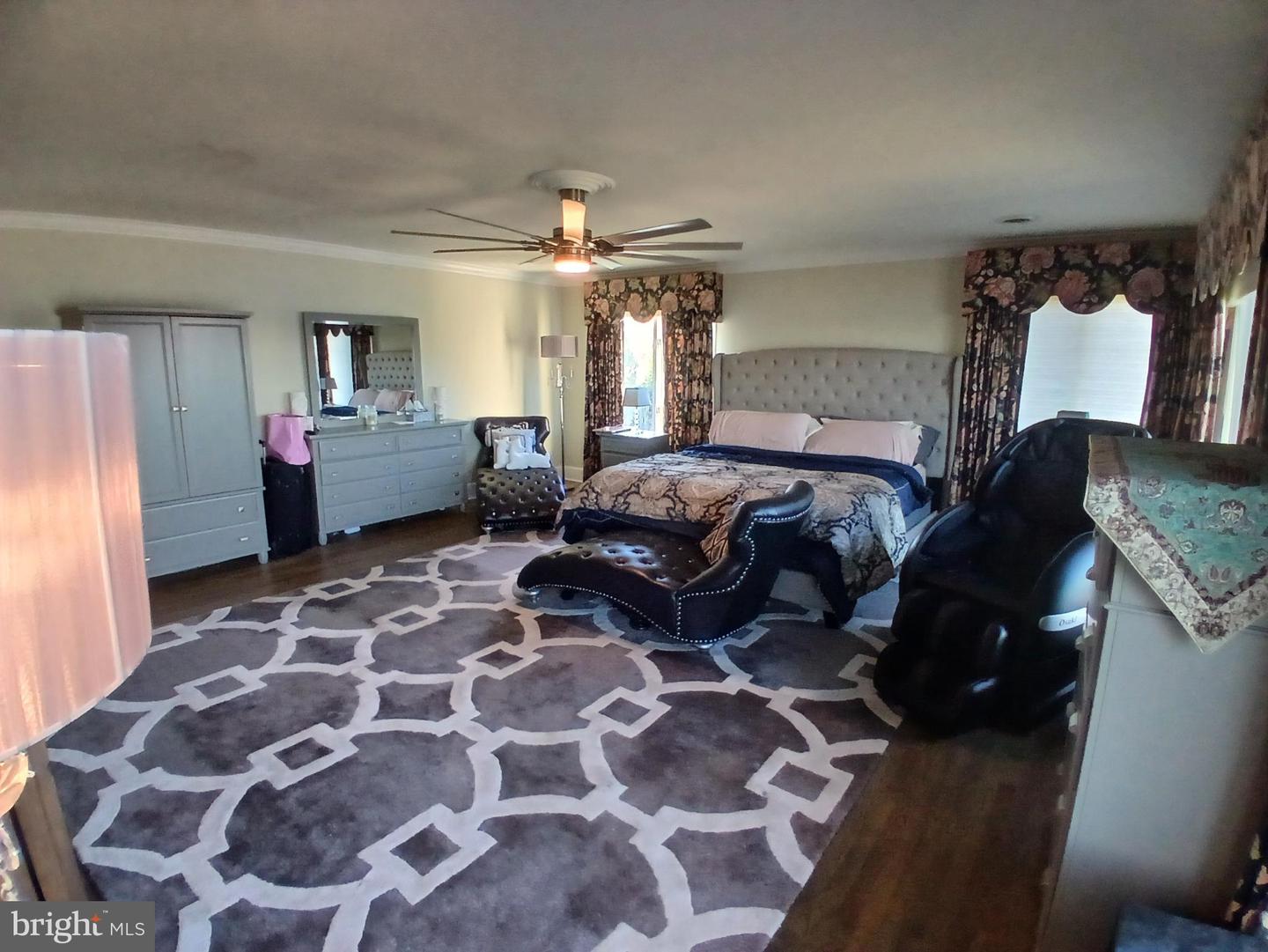 393 Daingerfield Rd Property Photo 18