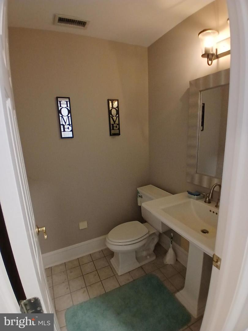 393 Daingerfield Rd Property Photo 30