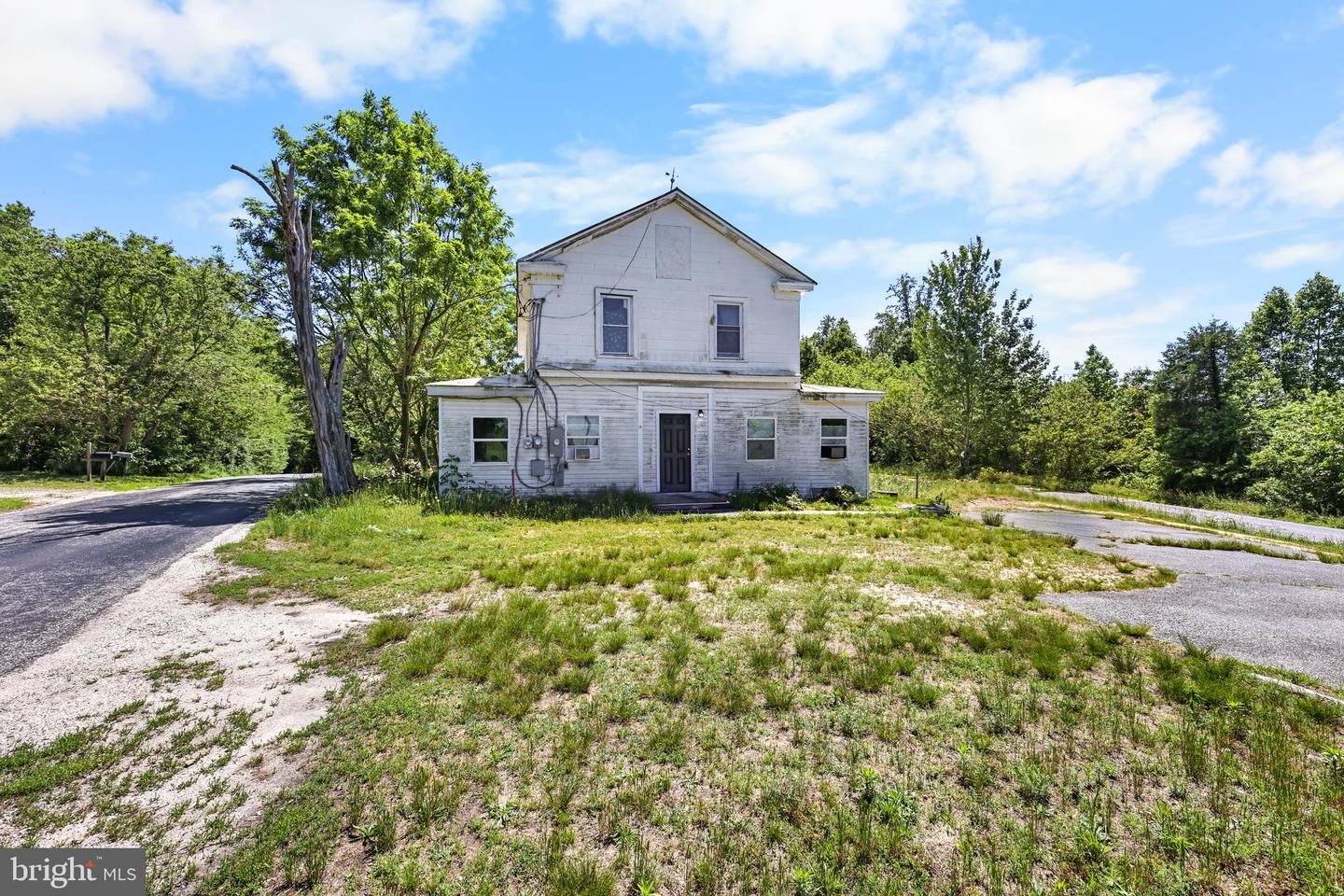 3991 DUNBROOKE ROAD