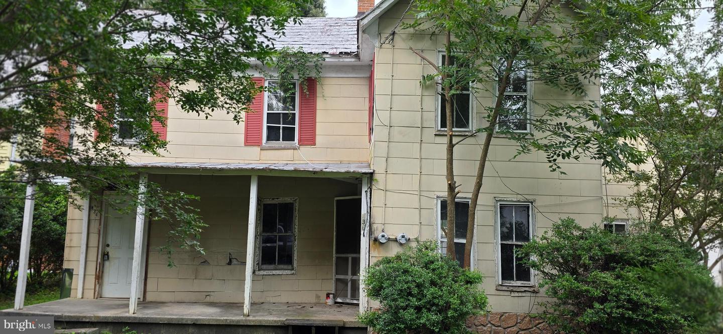 436 Duke Street Property Photo 3
