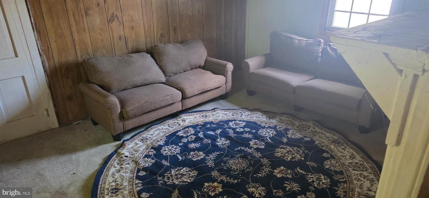 436 Duke Street Property Photo 13