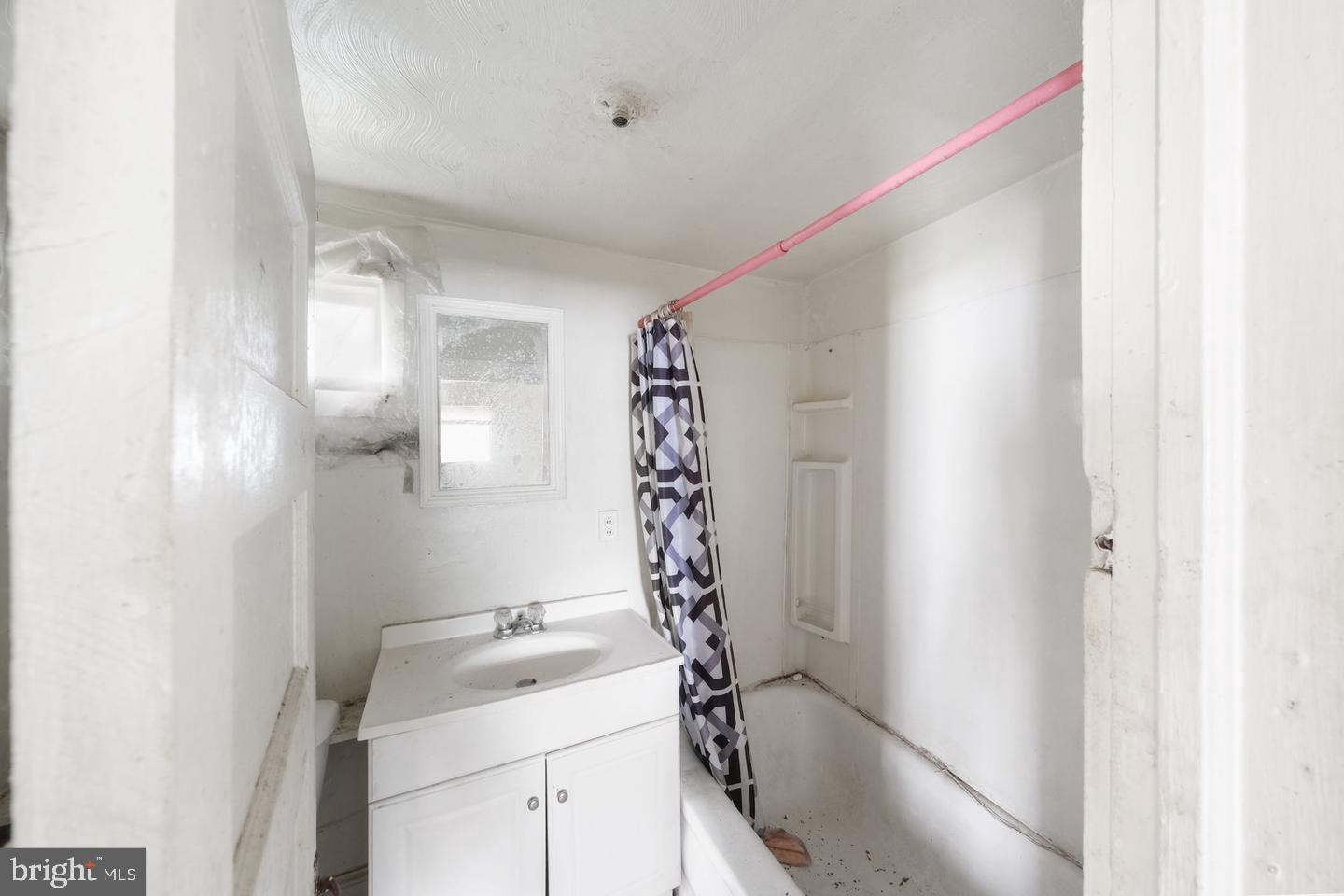 436 Duke Street Property Photo 14