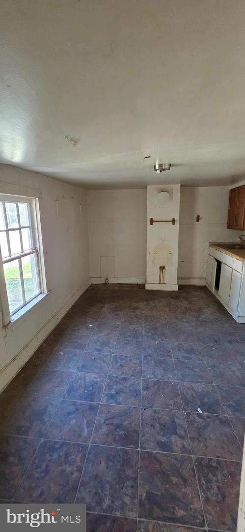 436 Duke Street Property Photo 32
