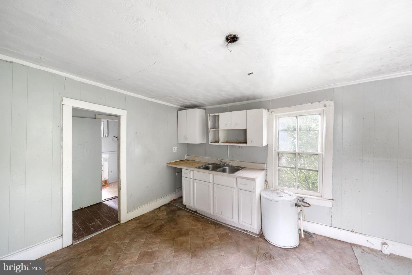 436 Duke Street Property Photo 34