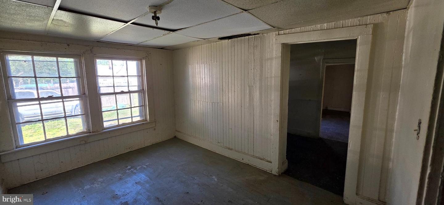436 Duke Street Property Photo 42