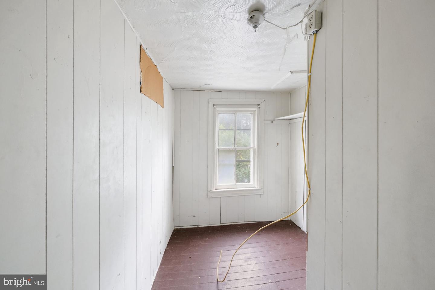 436 Duke Street Property Photo 43