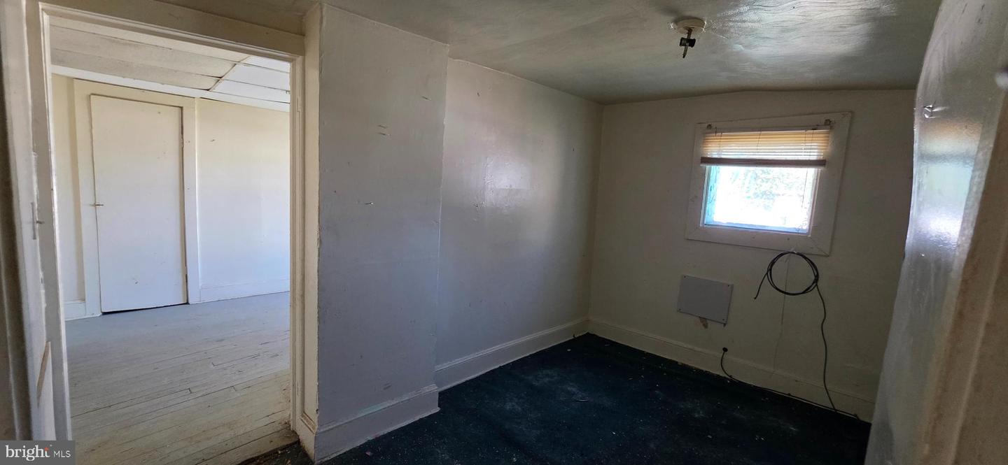 436 Duke Street Property Photo 46