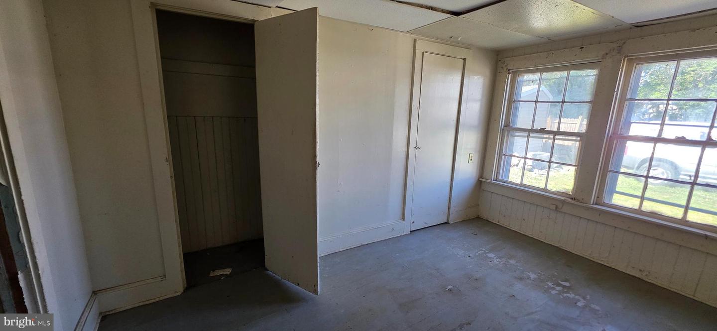 436 Duke Street Property Photo 48