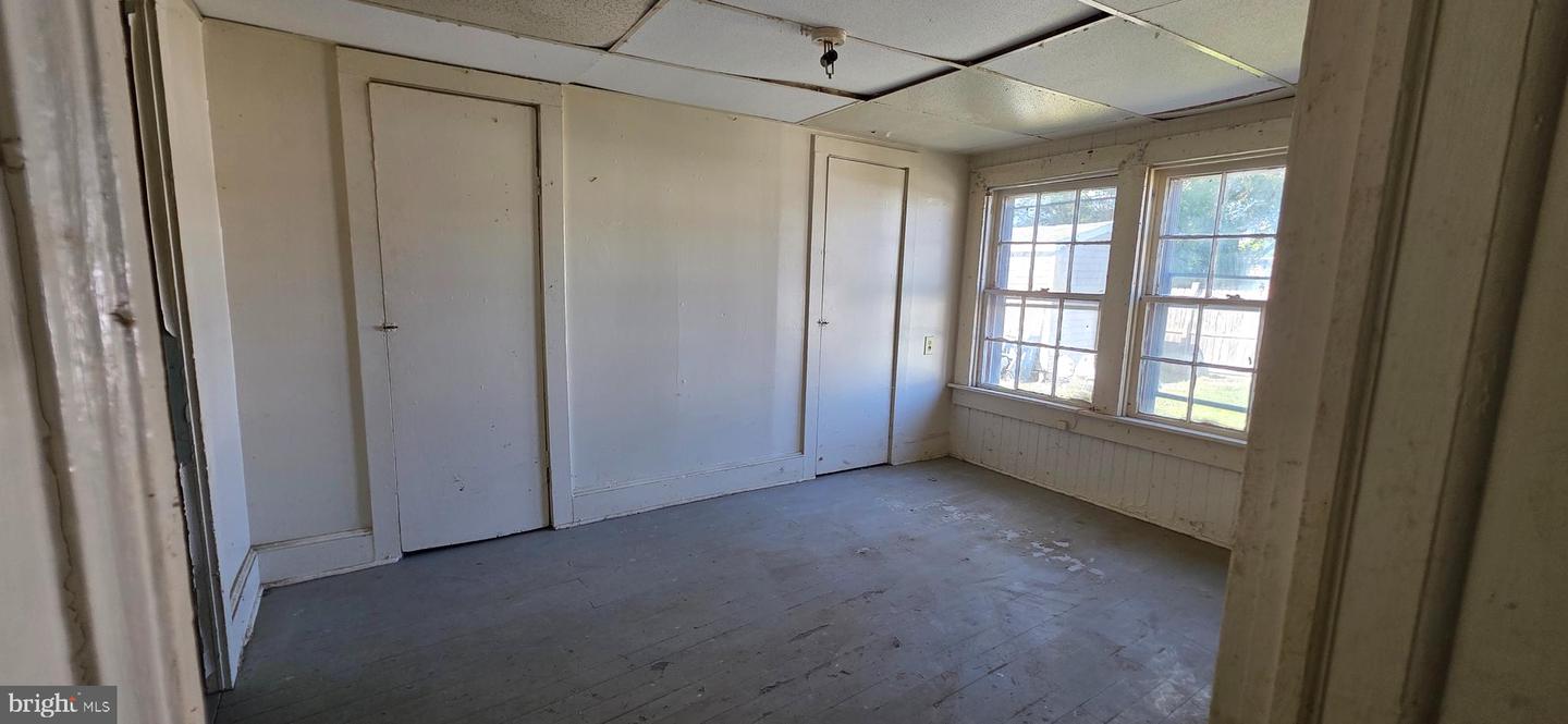 436 Duke Street Property Photo 50
