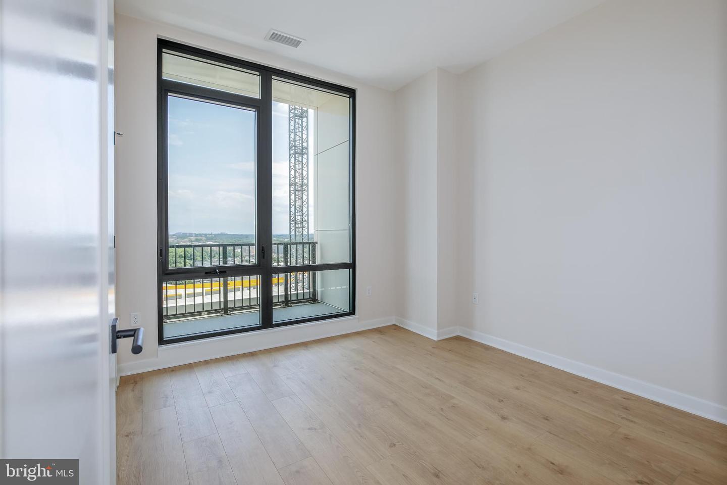 255 W. Falls Station Blvd #ph6 Property Photo 18