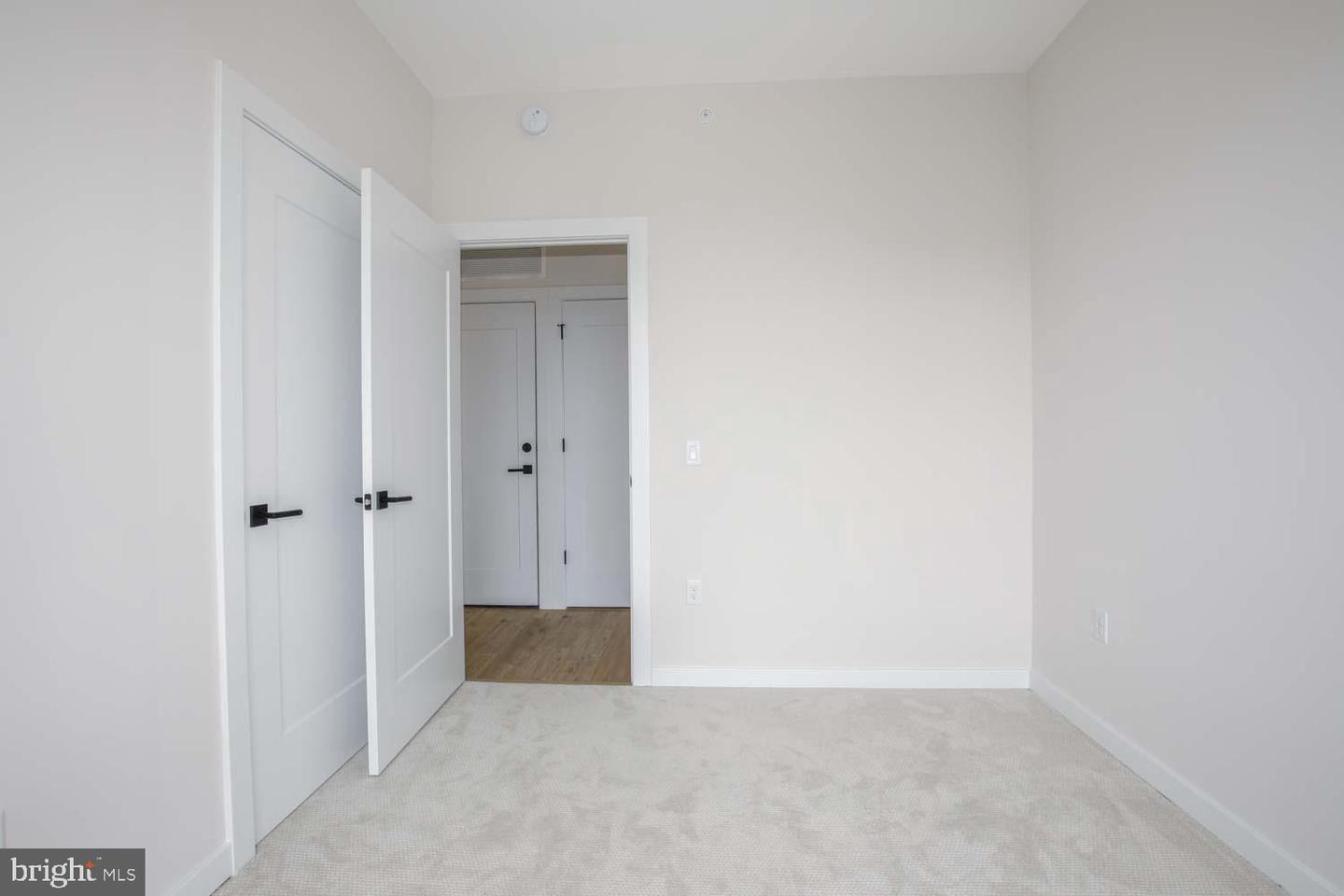 255 W. Falls Station Blvd #206 Property Photo 19