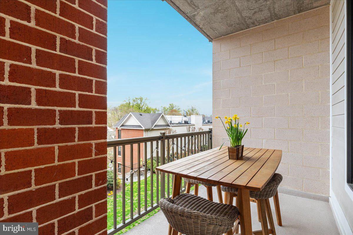 444 W Broad St #509 Property Photo 11