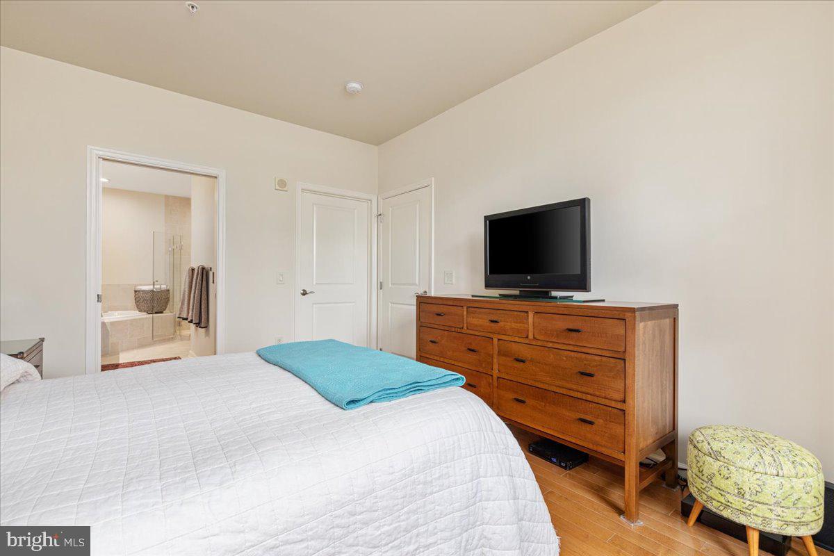 444 W Broad St #509 Property Photo 16