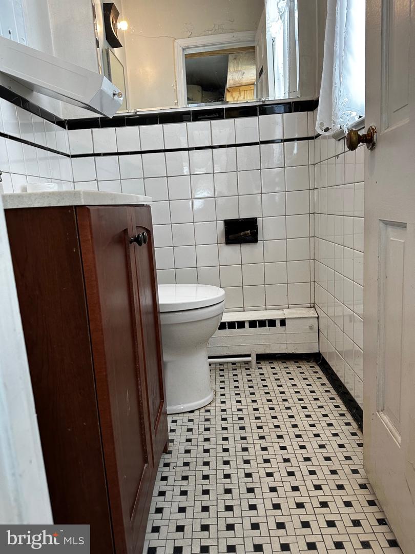 706 S Washington St #first Floor Property Photo 10