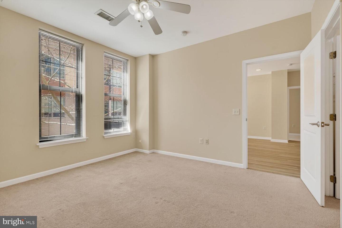 444 W Broad St W #204 Property Photo 7