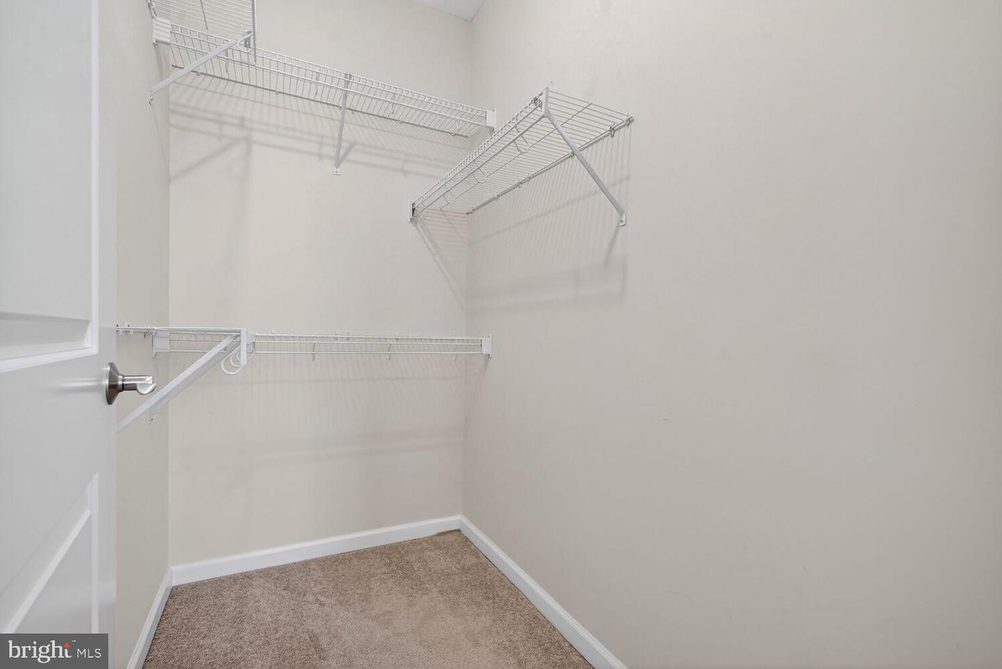 444 W Broad St W #204 Property Photo 8
