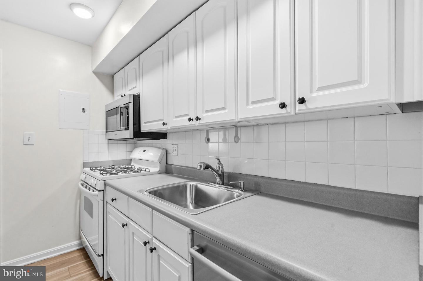 124 Haycock Rd #c-2 Property Photo 13