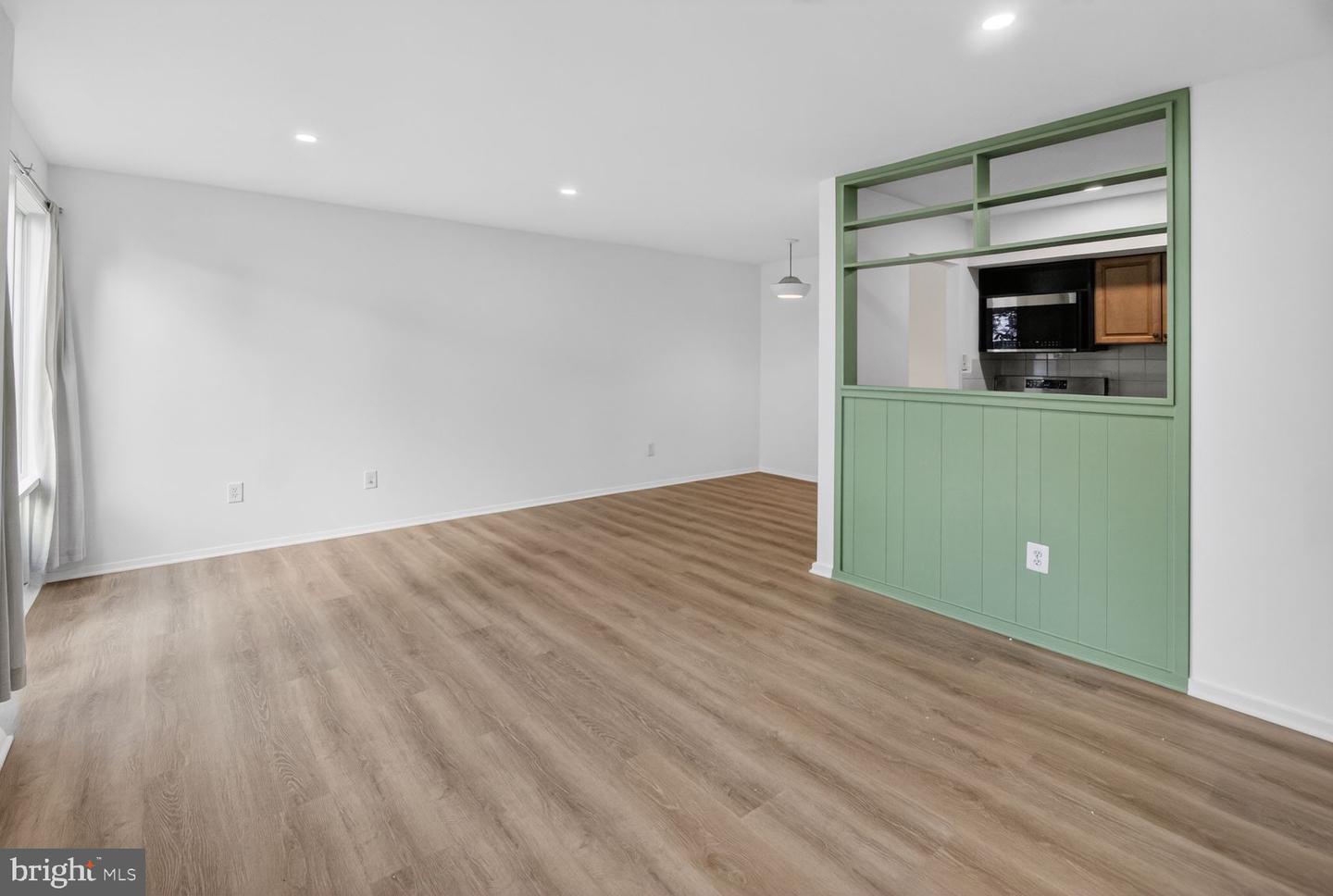 104 Birch St #a-3 Property Photo 2