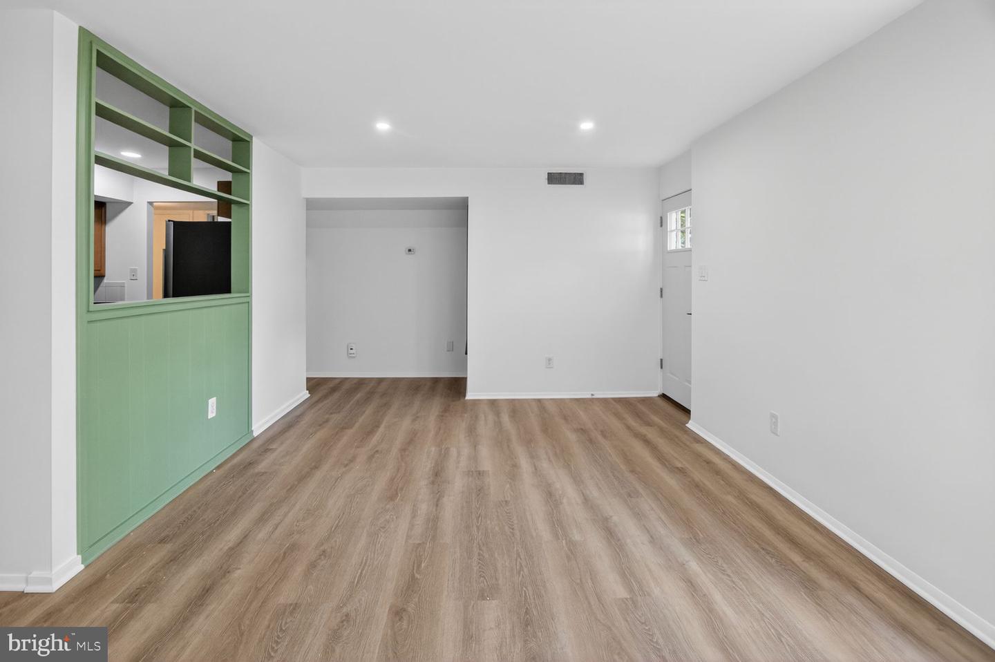 104 Birch St #a-3 Property Photo 3