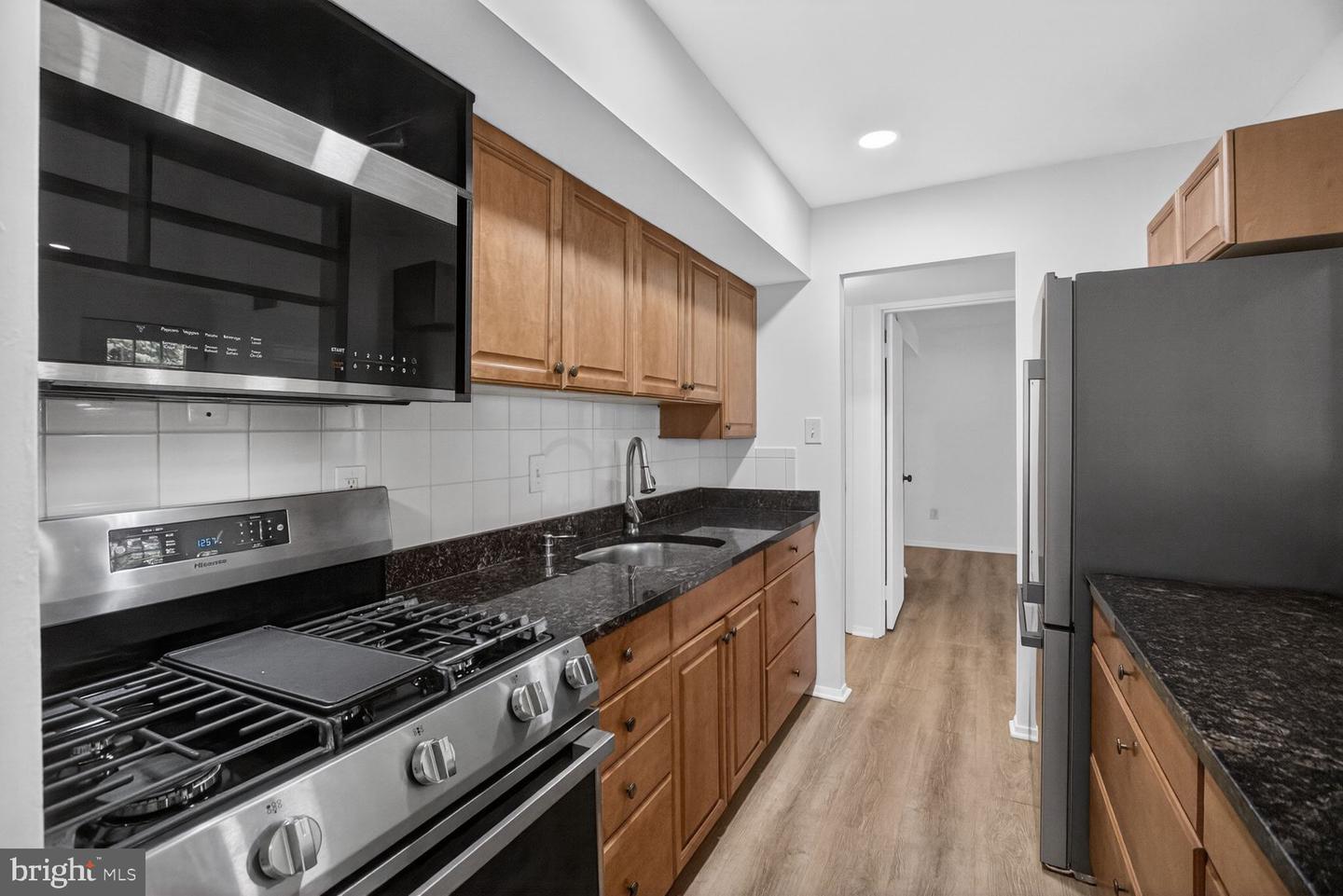 104 Birch St #a-3 Property Photo 7