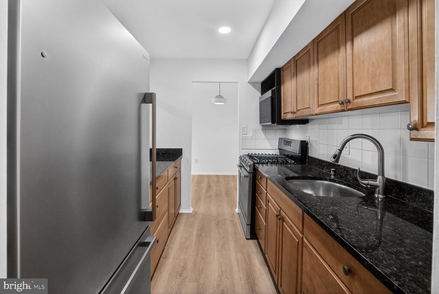 104 Birch St #a-3 Property Photo 8