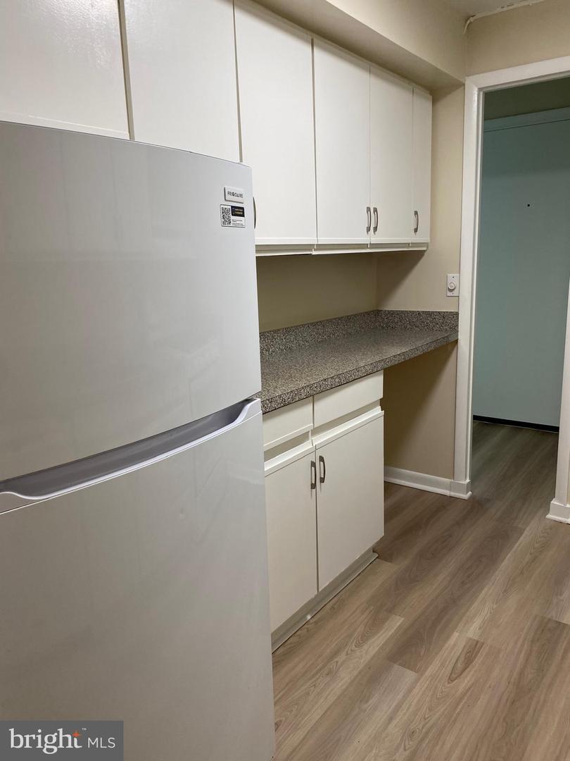 110 Birch St #c-2 Property Photo 7