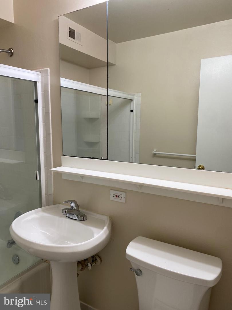 110 Birch St #c-2 Property Photo 18