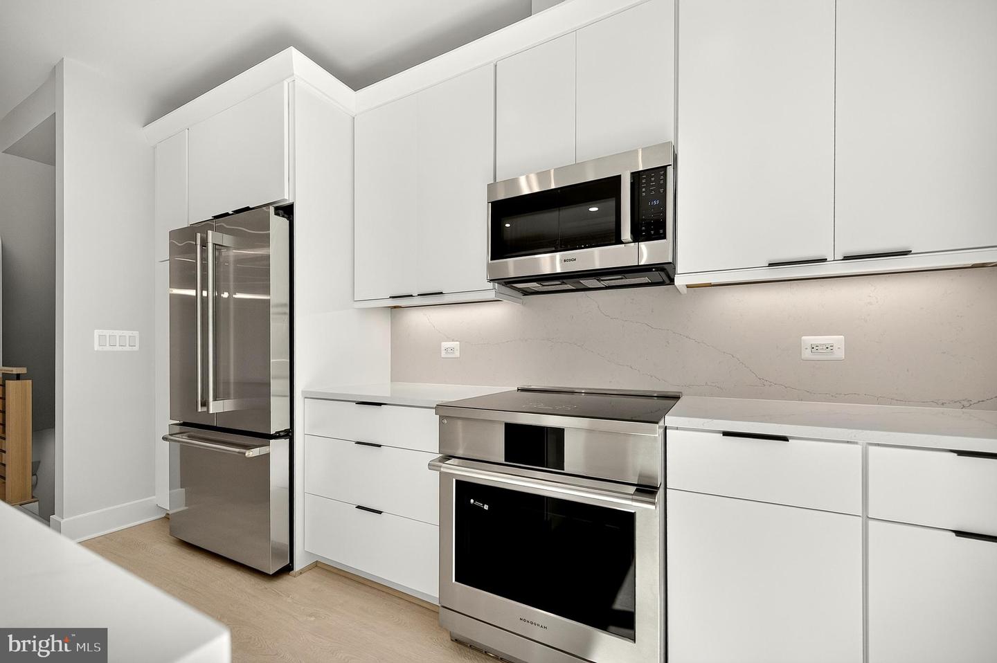 158 N Lee Property Photo 19