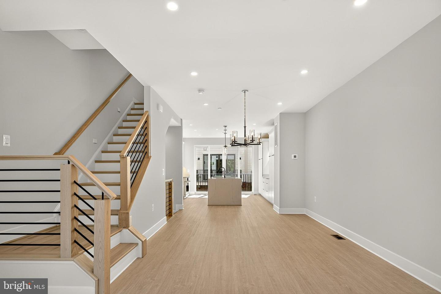 158 N Lee Property Photo 28