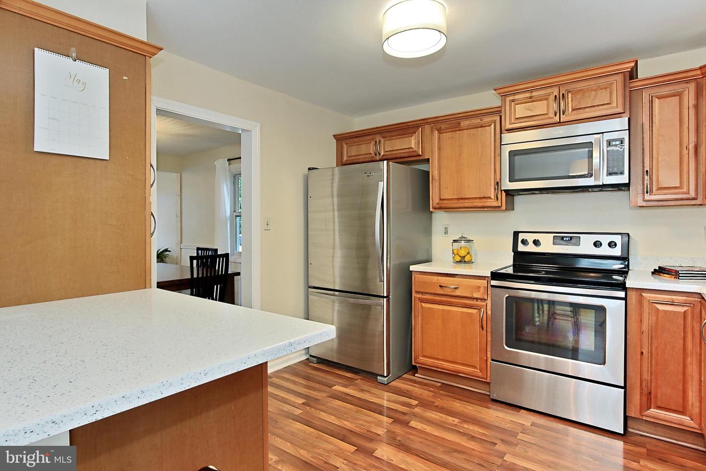 503 Randolph St Property Photo 14