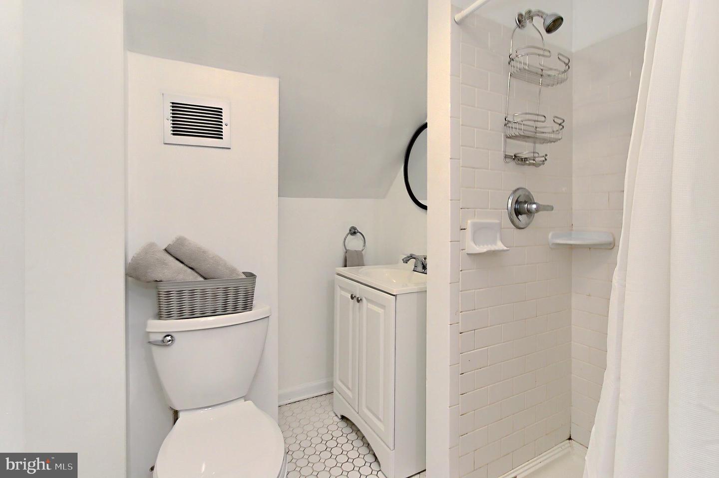503 Randolph St Property Photo 27