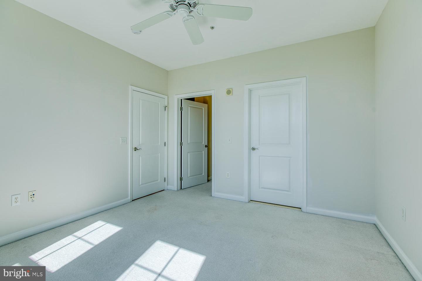 444 W Broad St #515 Property Photo 13